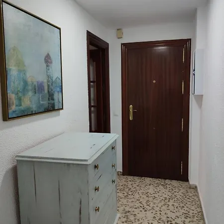 Apartamento Con Gran Terraza - Apartment *